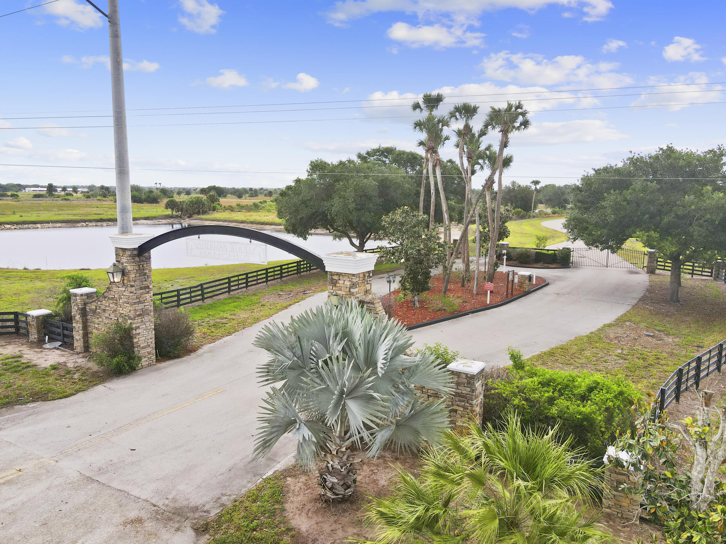 SHERMAN WOOD RANCHES - Residential