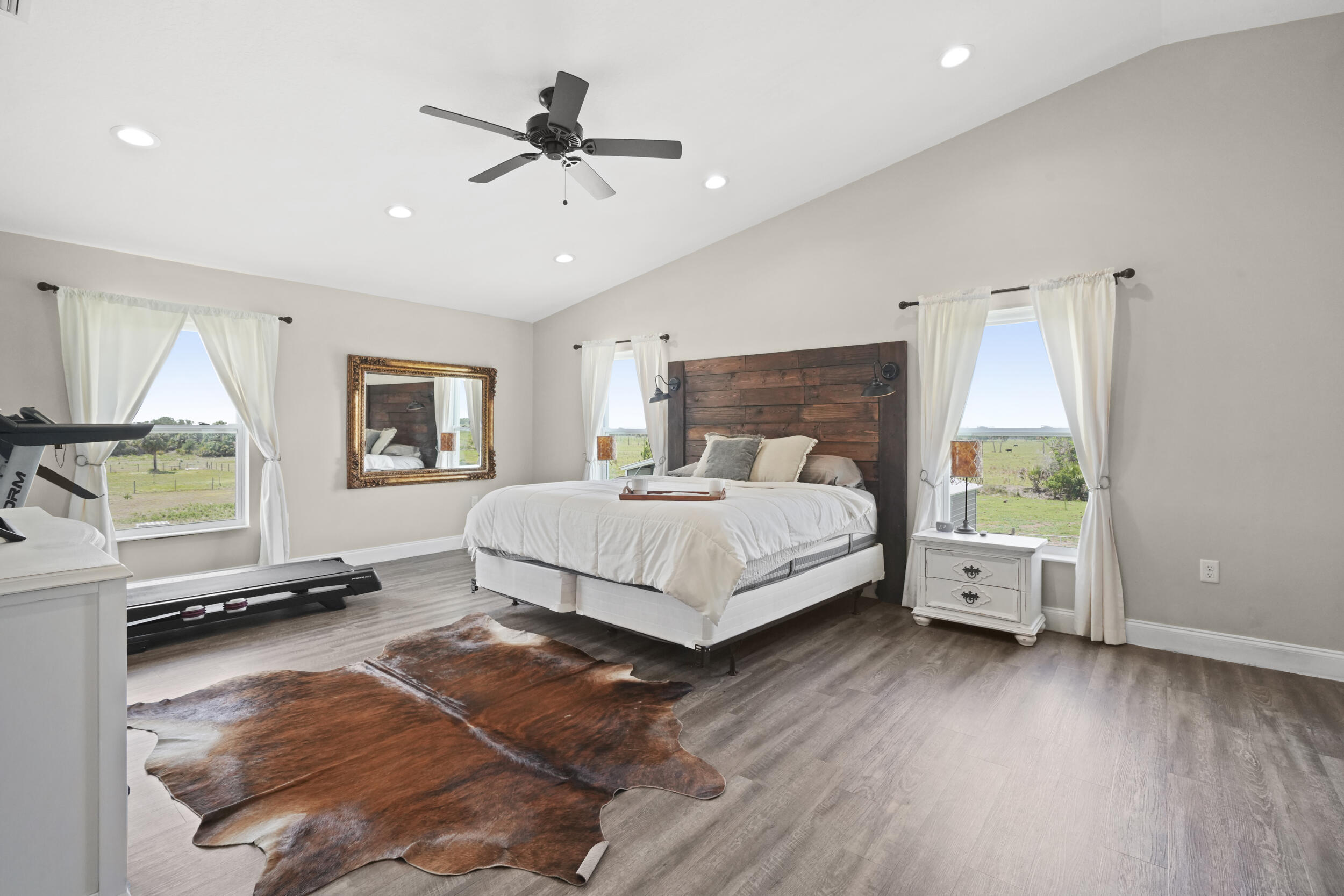 SHERMAN WOOD RANCHES - Residential