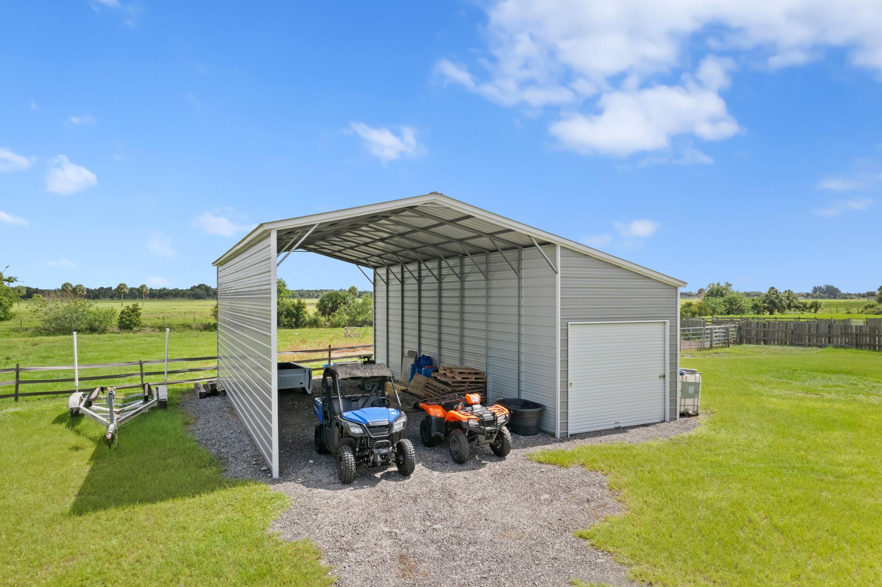 SHERMAN WOOD RANCHES - Residential