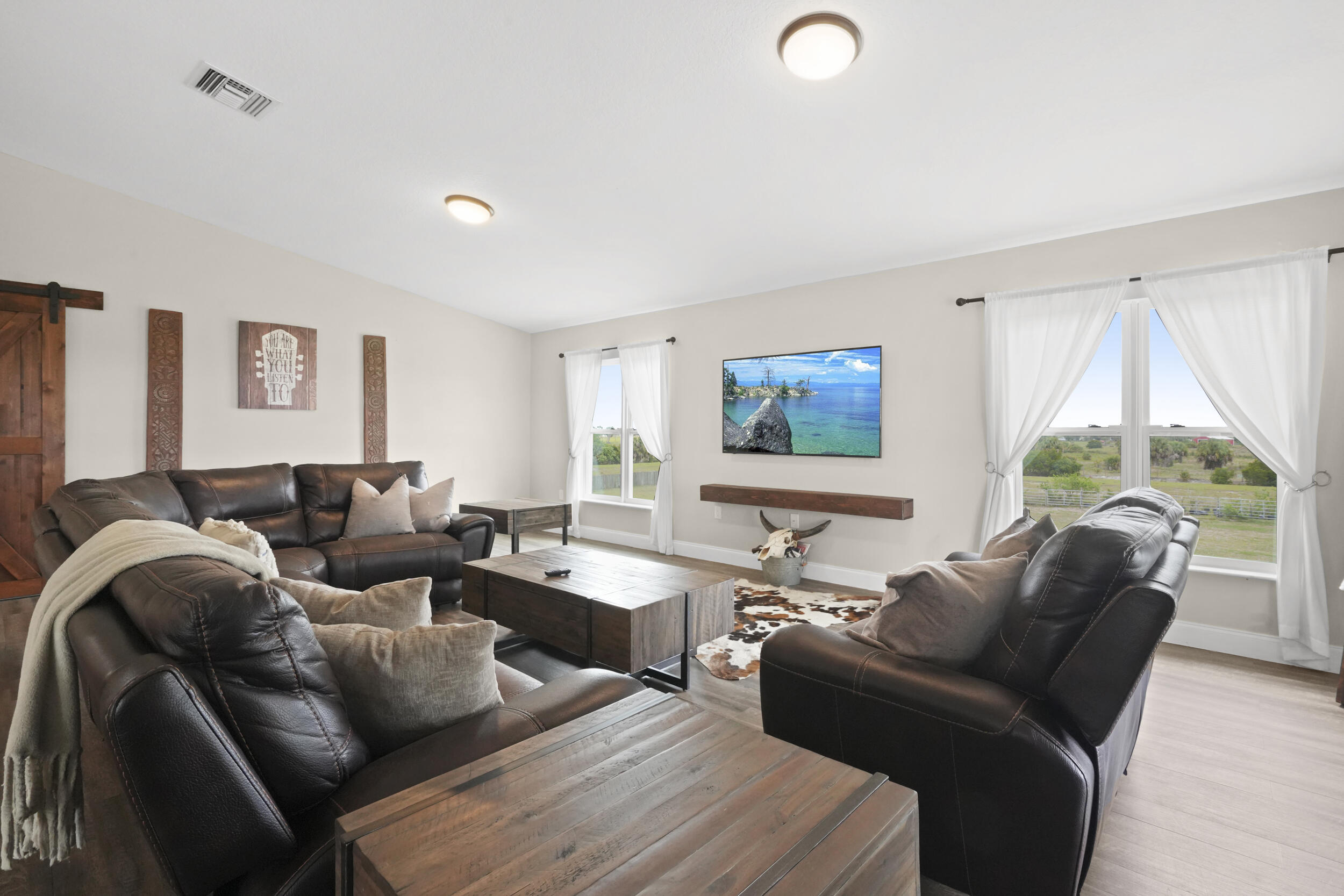 SHERMAN WOOD RANCHES - Residential