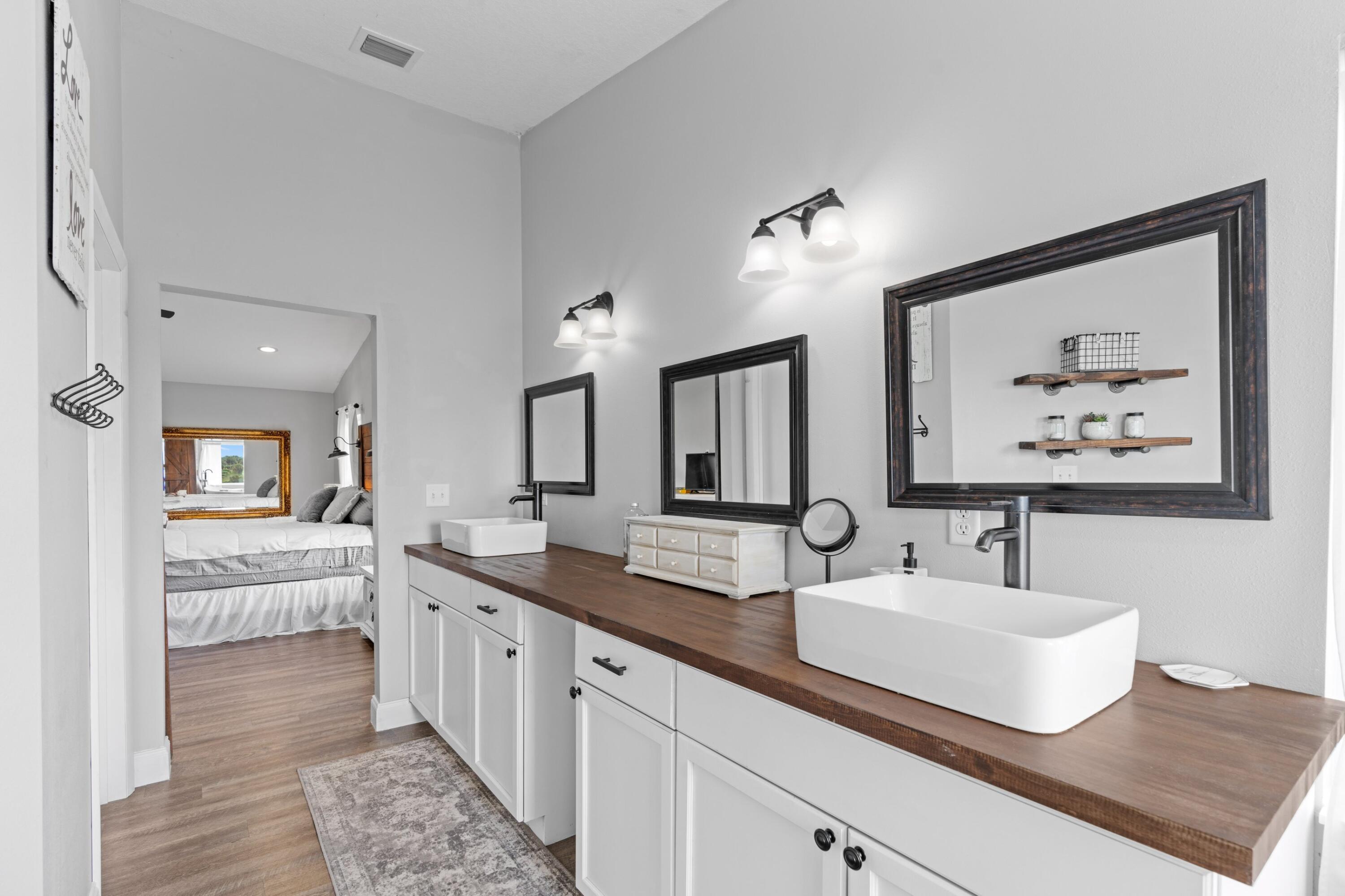 SHERMAN WOOD RANCHES - Residential