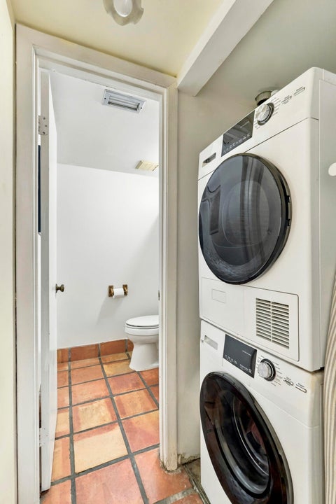 Tiny photo for 3105 Spanish Wells Drive #8-B, Delray Beach, FL 33445 (MLS # B26087513)
