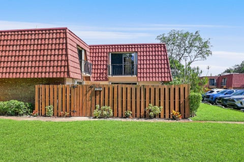 Tiny photo for 3105 Spanish Wells Drive #8-B, Delray Beach, FL 33445 (MLS # B26087513)