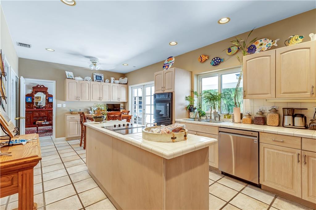 Sea Ranch Lakes - Residential