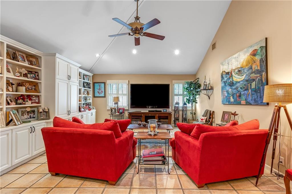 Sea Ranch Lakes - Residential