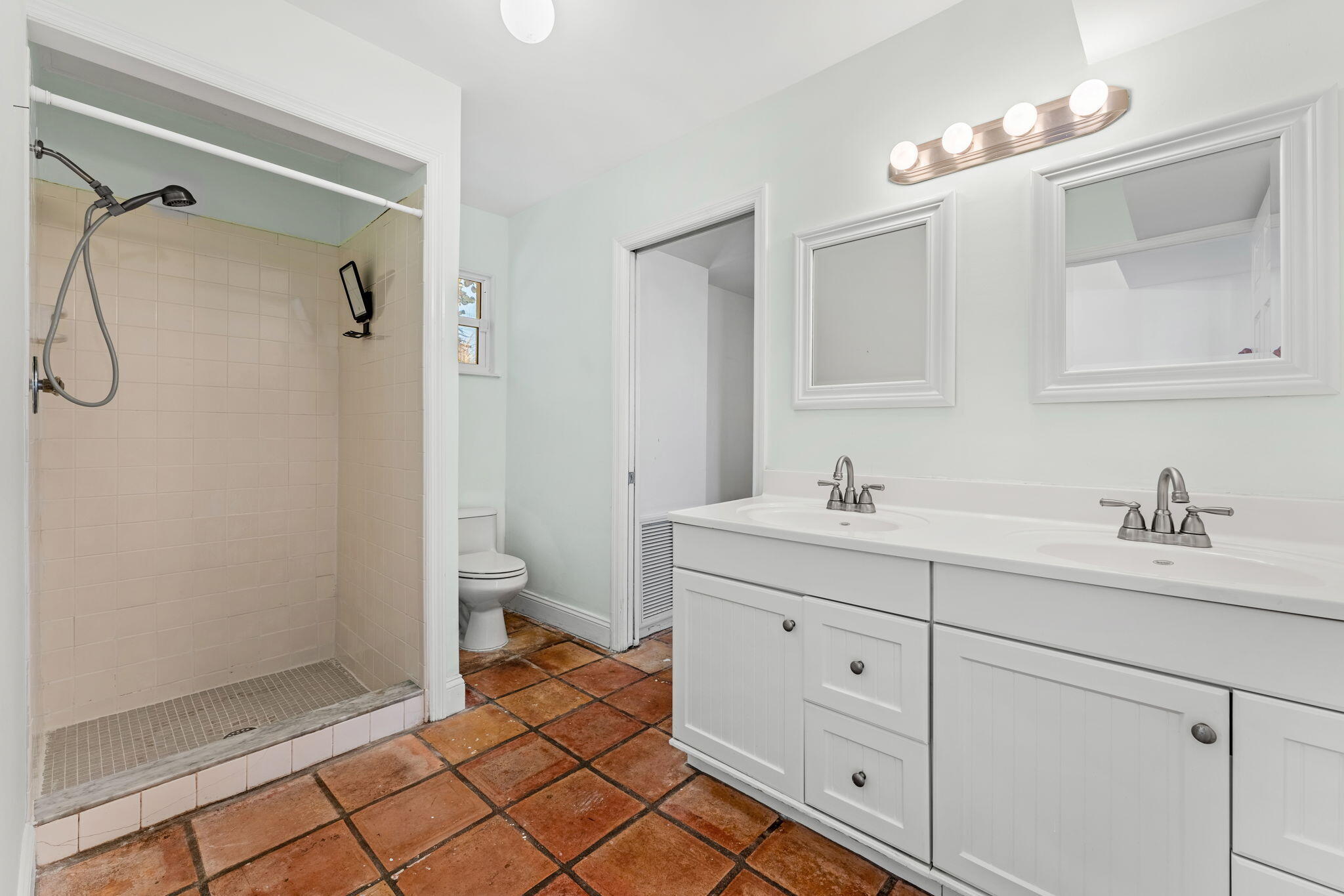 SUMMERPLACE UNIT 4 - Residential