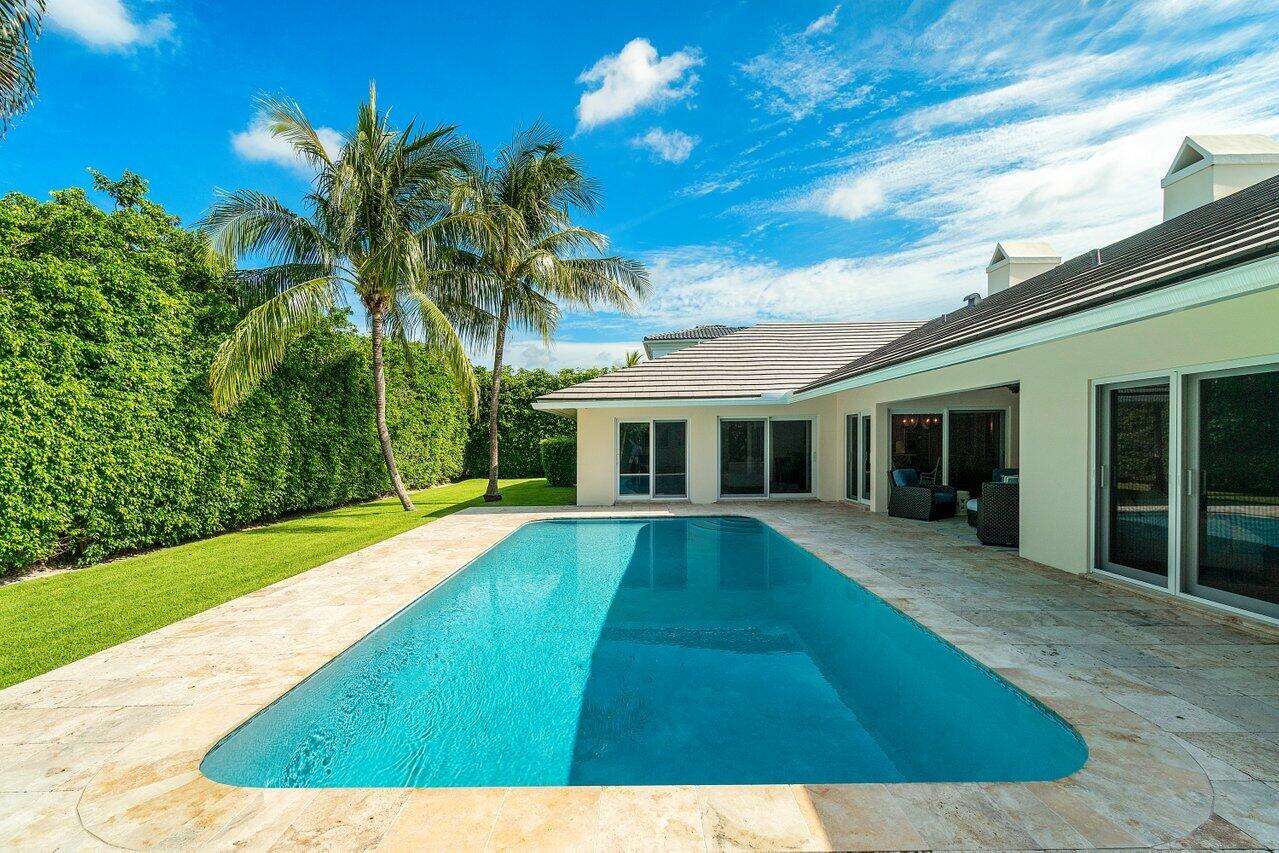 ROYAL PALM YACHT & COUNTRY CLUB - Residential