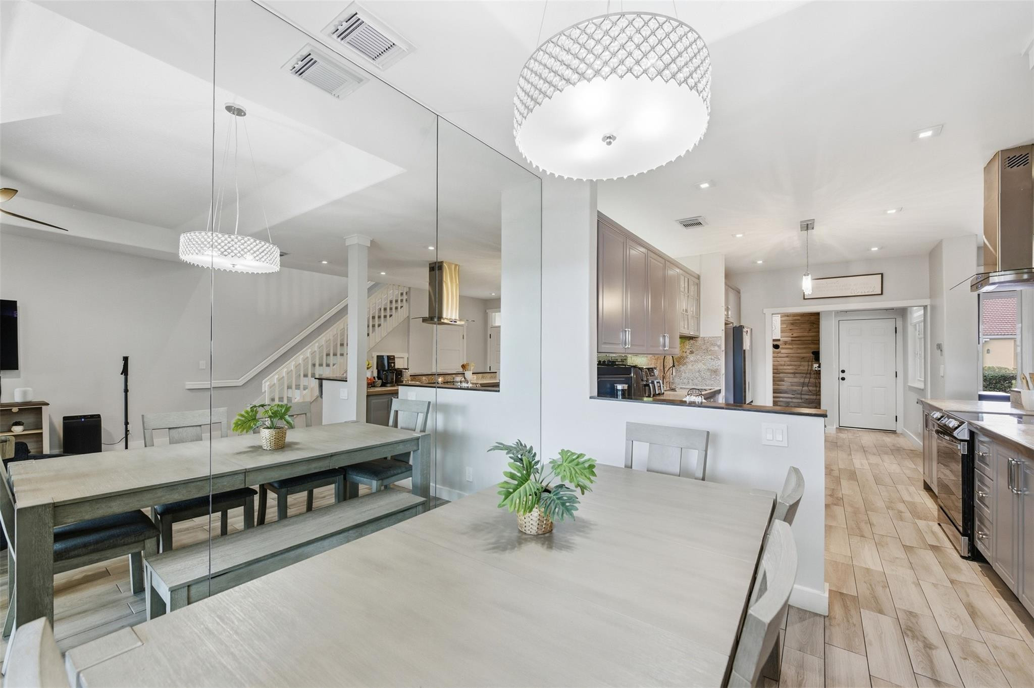 Coral Palm Village - Residential