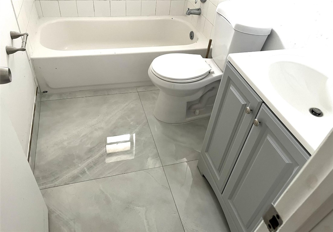 RODGERS HEIGHTS - Residential Lease