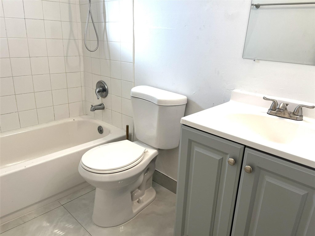 RODGERS HEIGHTS - Residential Lease