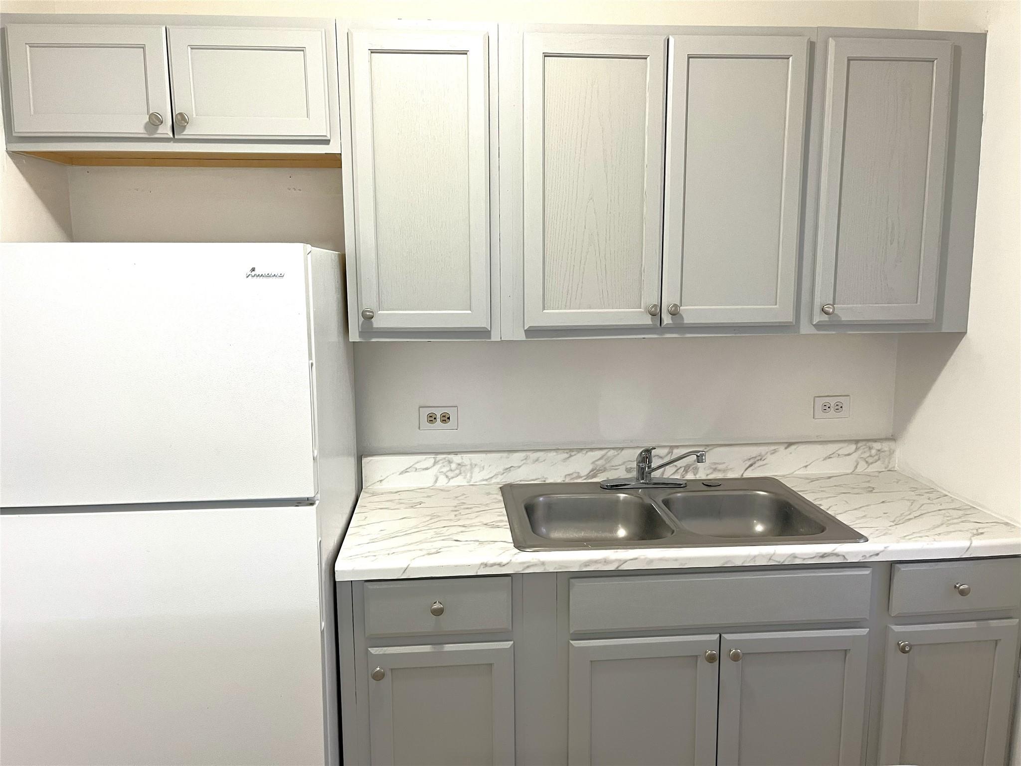 RODGERS HEIGHTS - Residential Lease