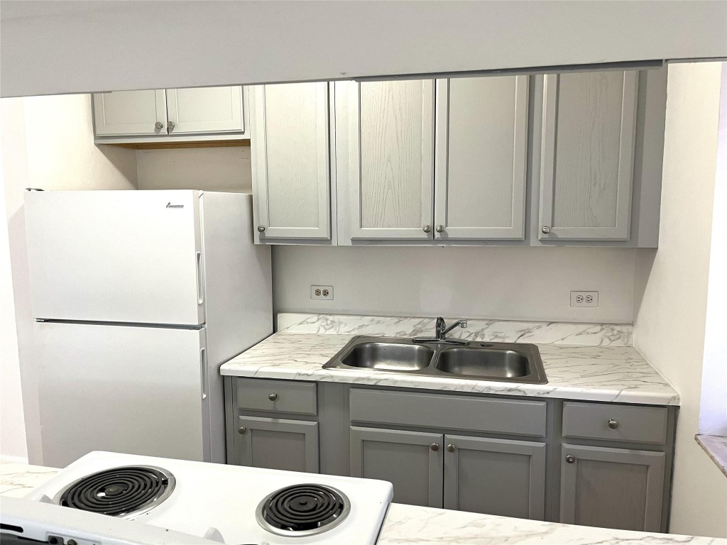 RODGERS HEIGHTS - Residential Lease