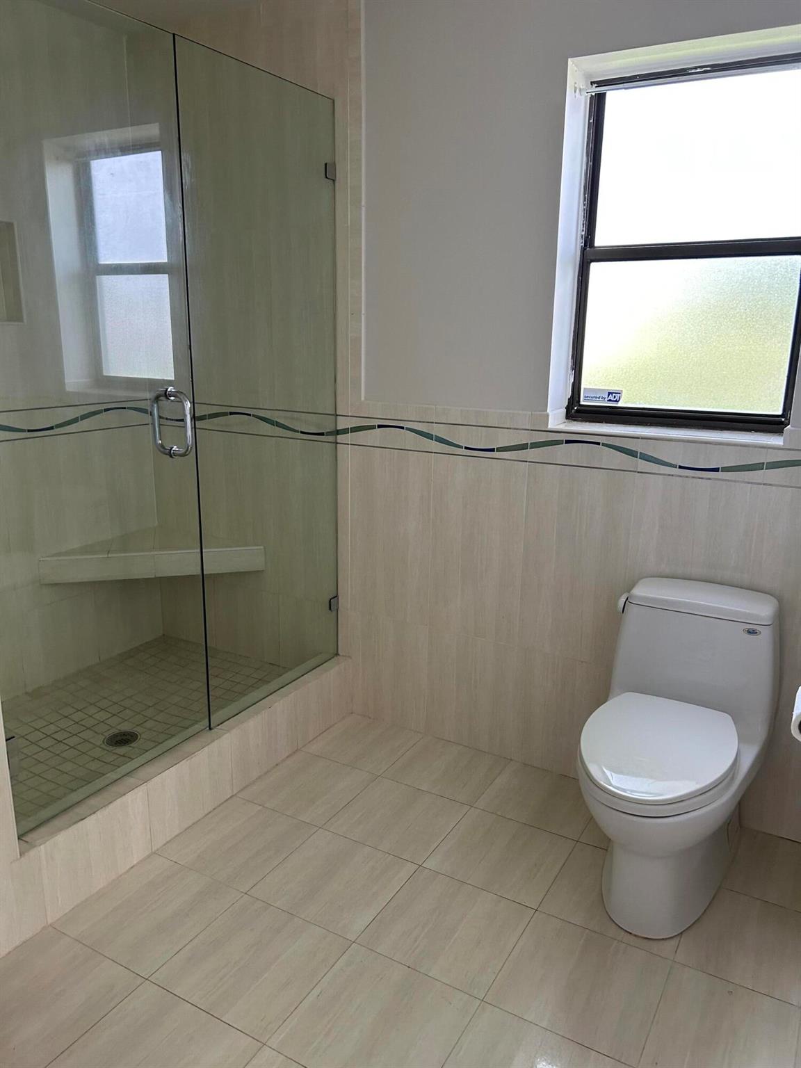 CANARY PALM CLUB - Residential Lease