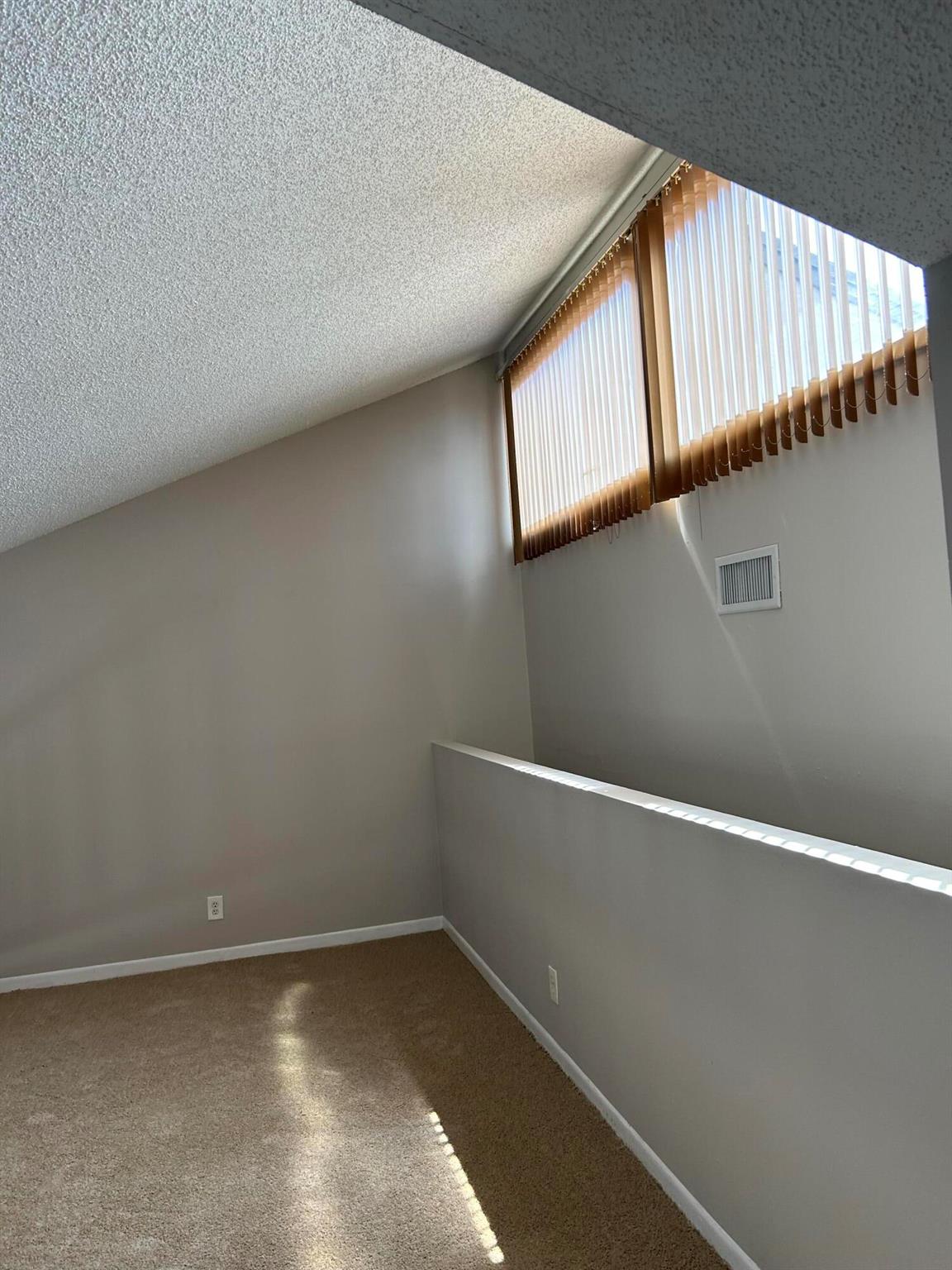 CANARY PALM CLUB - Residential Lease