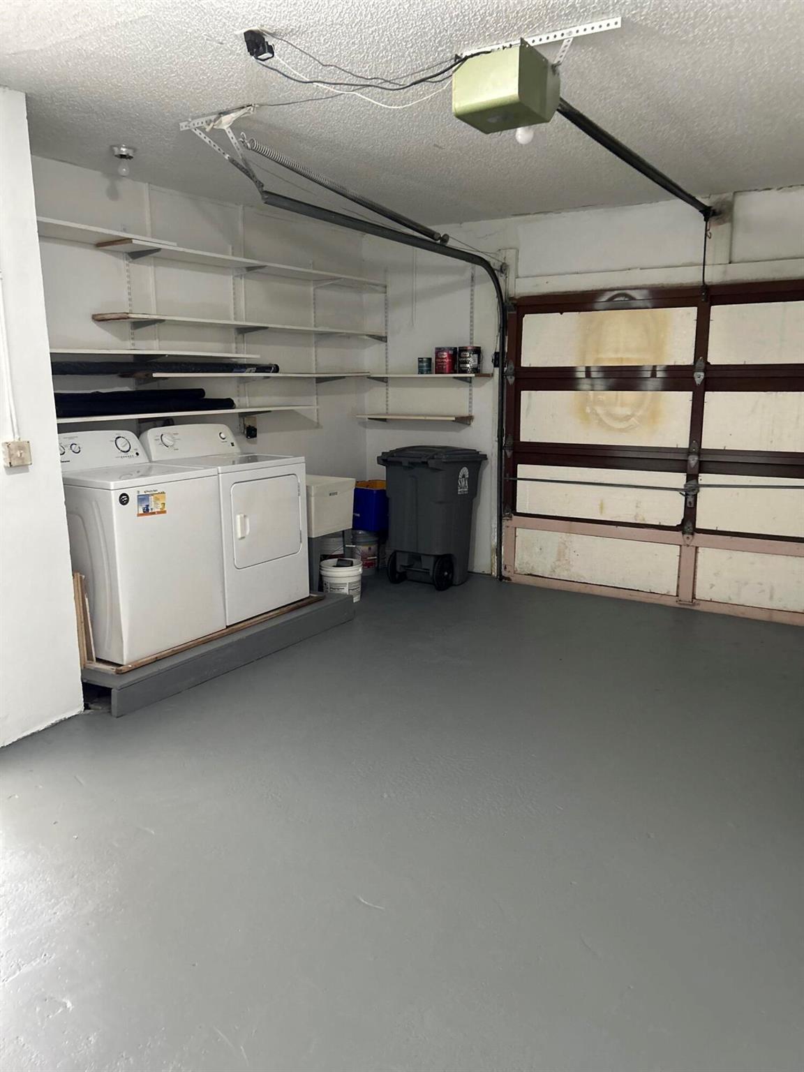 CANARY PALM CLUB - Residential Lease