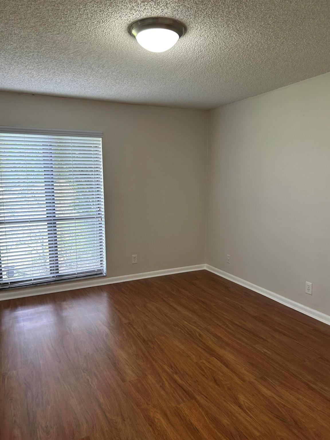 CANARY PALM CLUB - Residential Lease