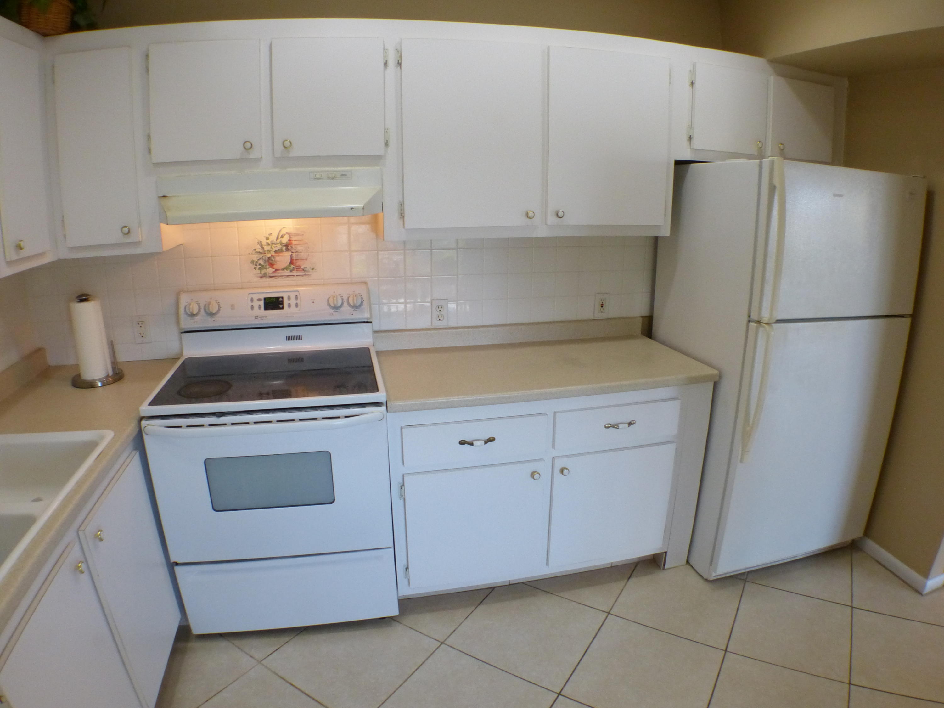 FANSHAW AT CENTURY VILLAGE CONDO - Residential