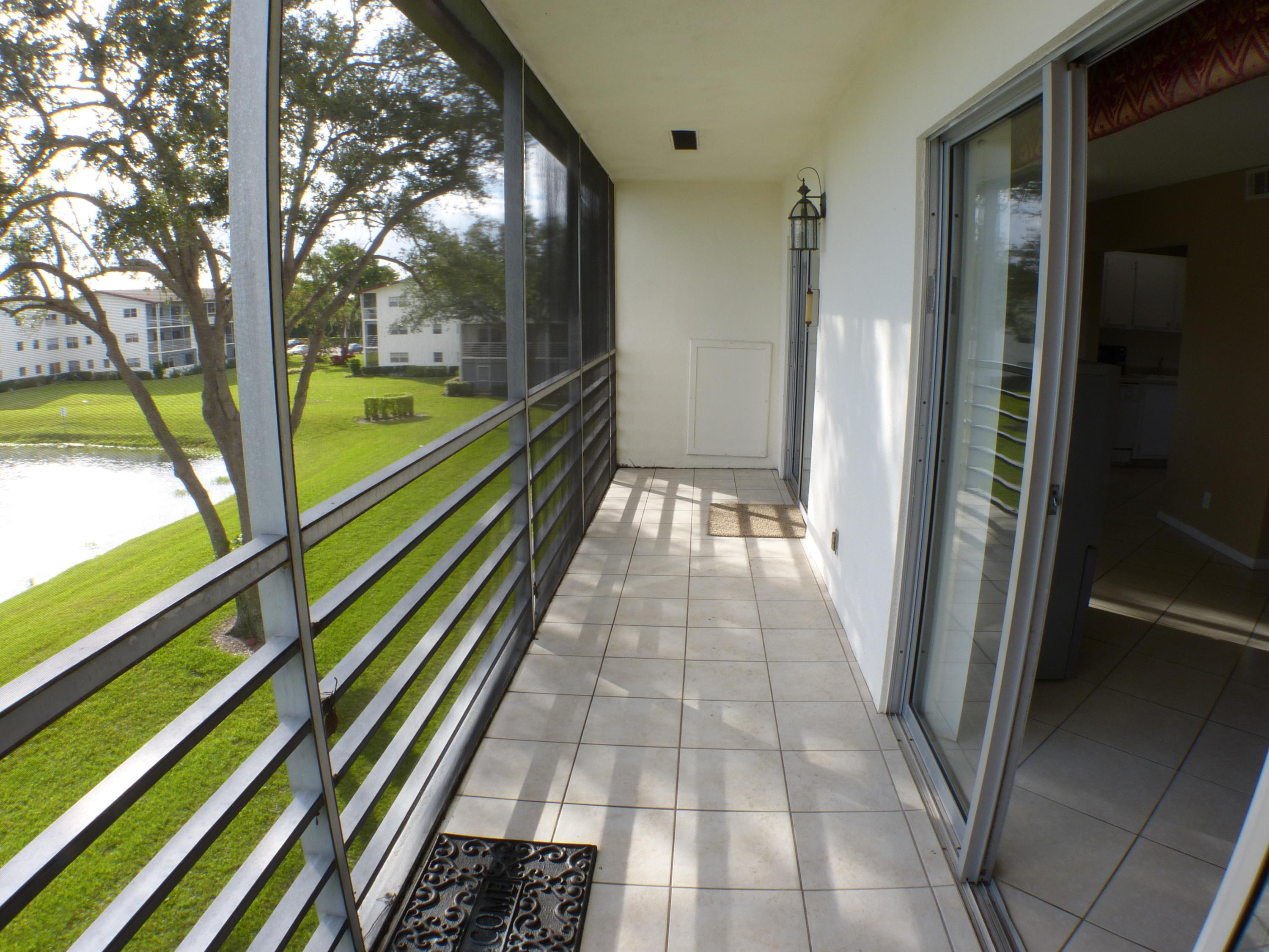 FANSHAW AT CENTURY VILLAGE CONDO - Residential