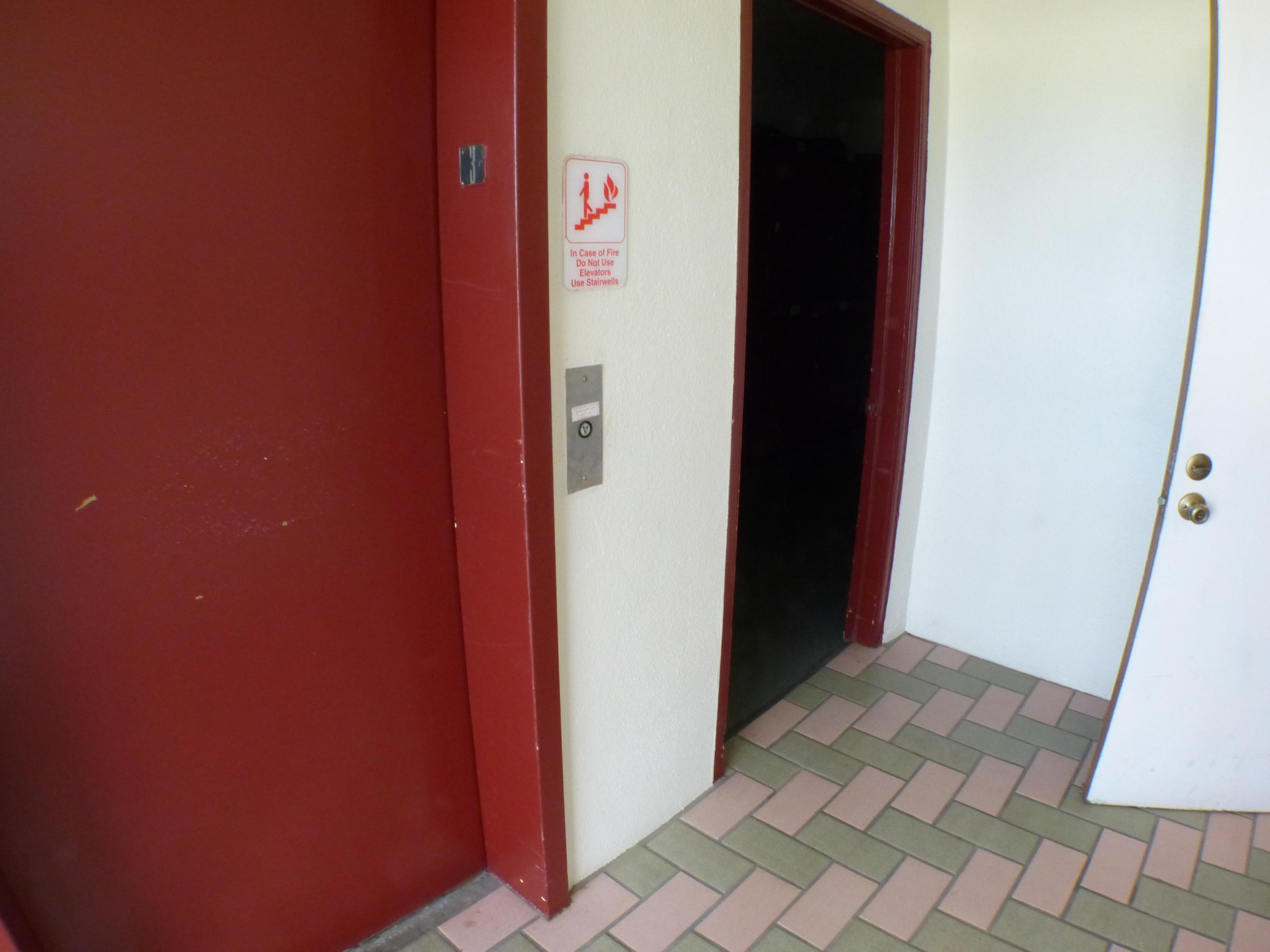 FANSHAW AT CENTURY VILLAGE CONDO - Residential