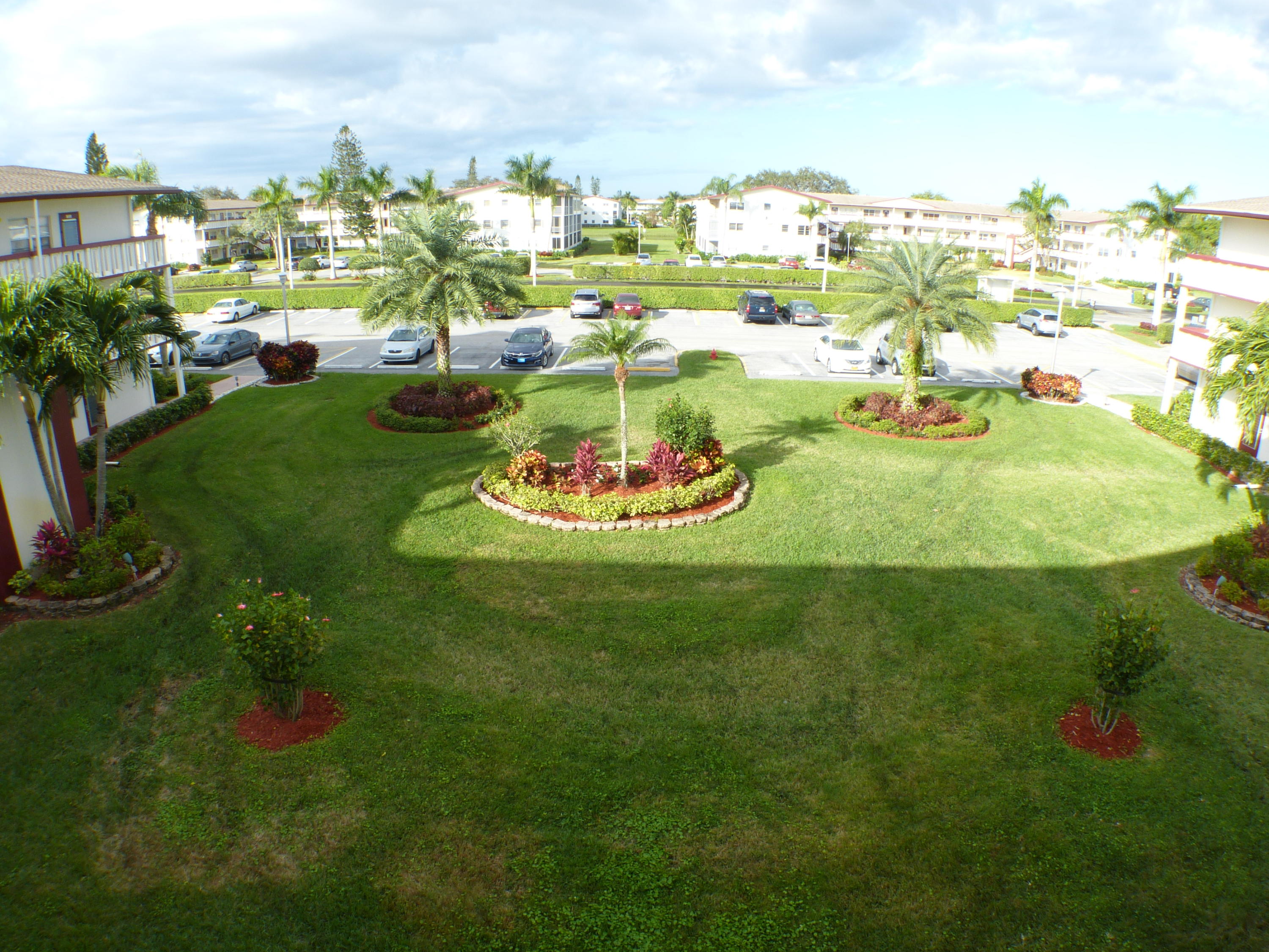 FANSHAW AT CENTURY VILLAGE CONDO - Residential