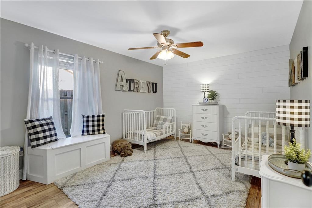 Riverglen East 120-44 B - Residential