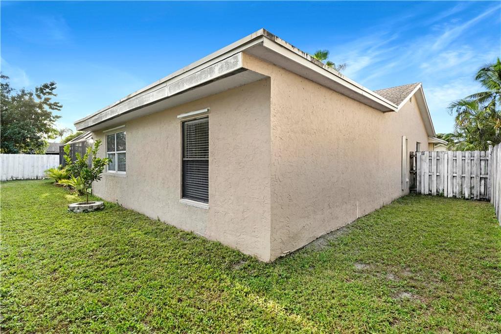 Riverglen East 120-44 B - Residential