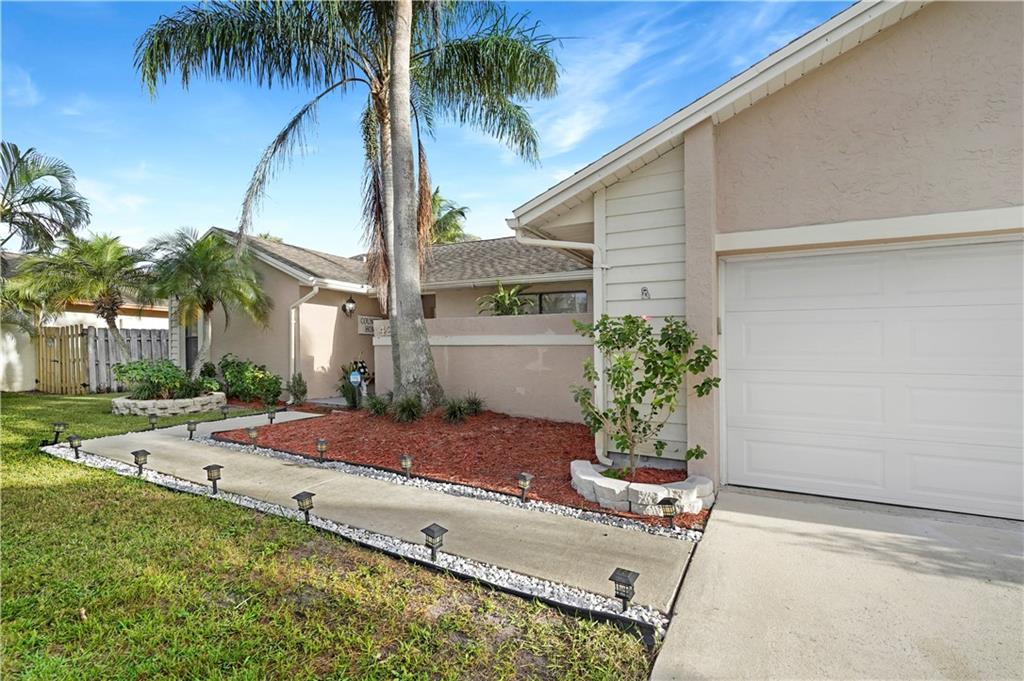 Riverglen East 120-44 B - Residential