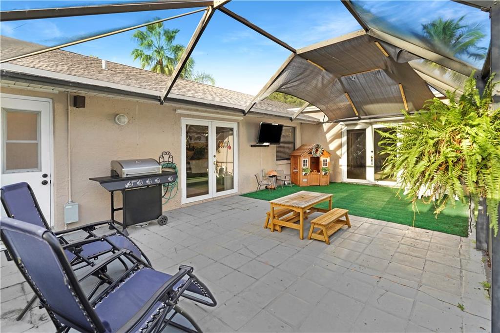 Riverglen East 120-44 B - Residential