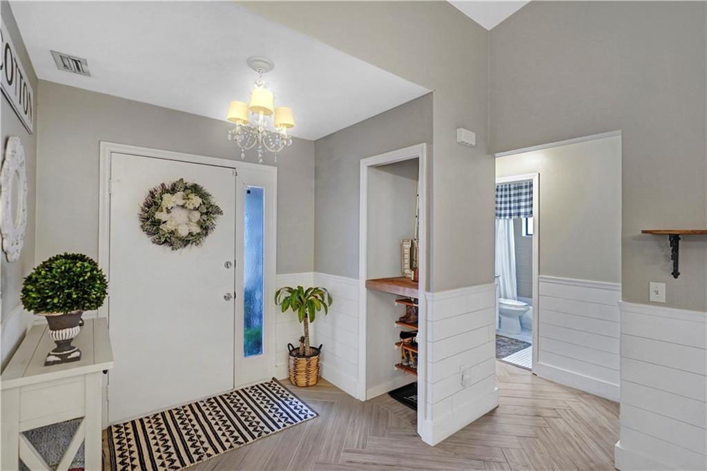 Riverglen East 120-44 B - Residential