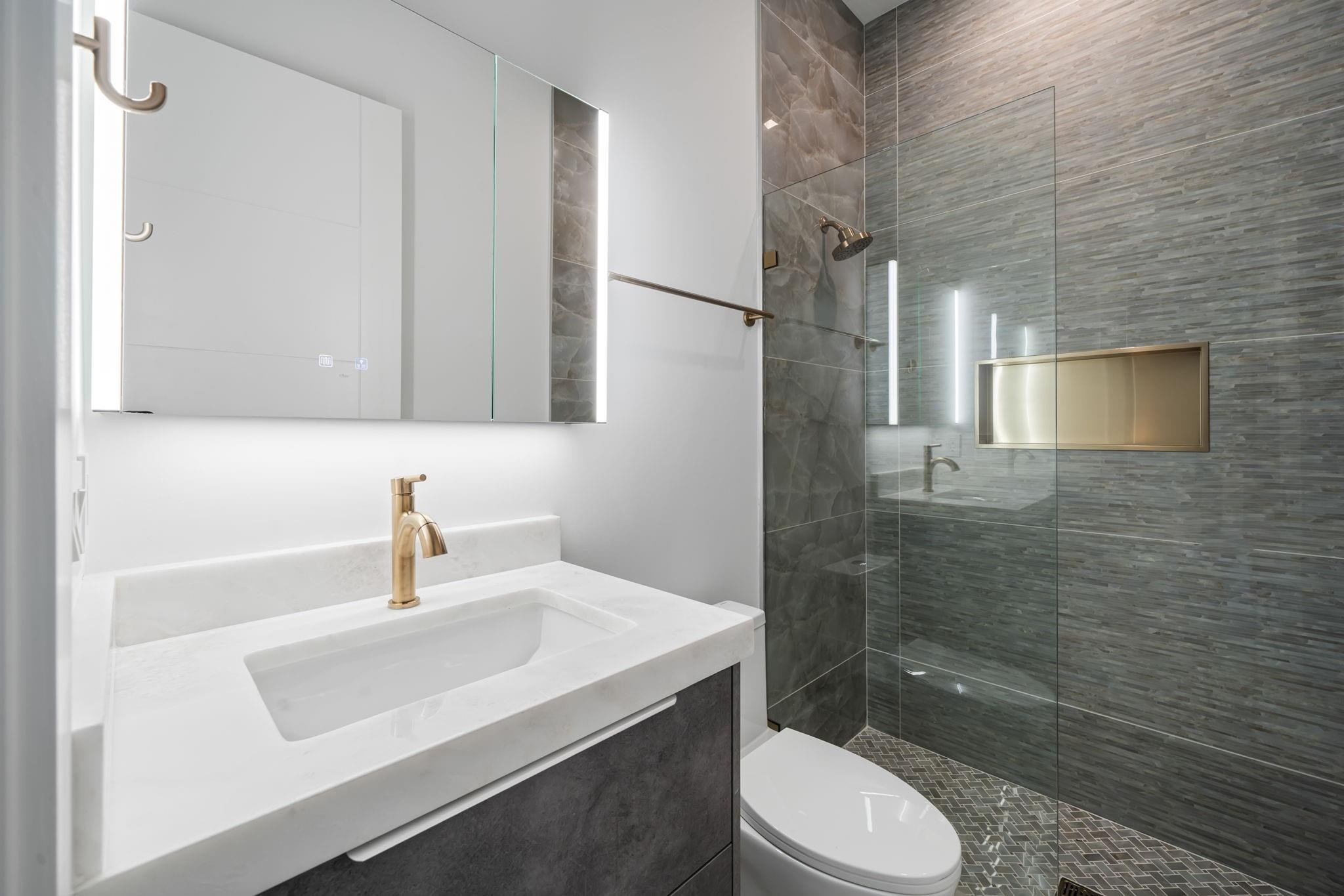 Acreage & Unrec - Residential