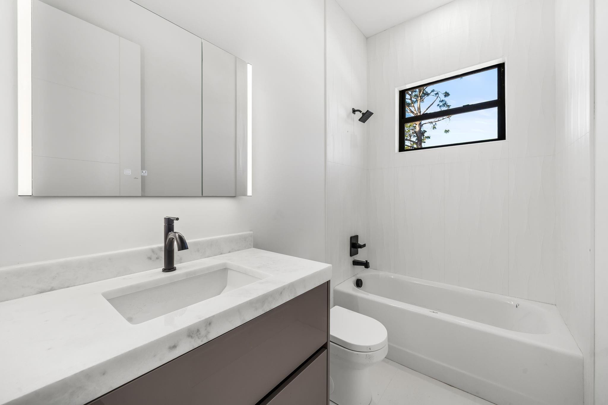 Acreage & Unrec - Residential