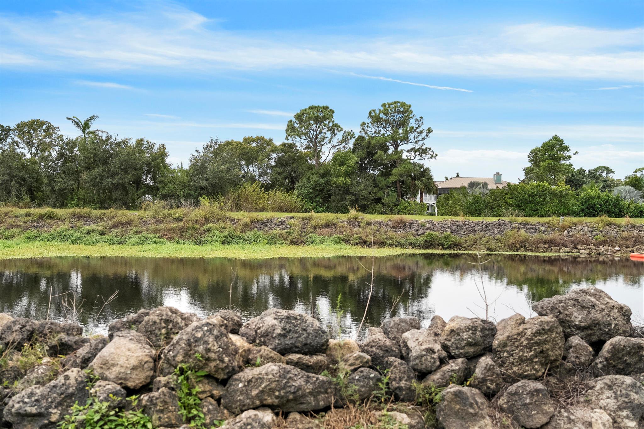 RIVER'S END /  WINDSTONE - Land