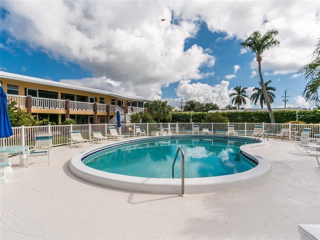 DEAUVILLE TERRACE COOP - Residential