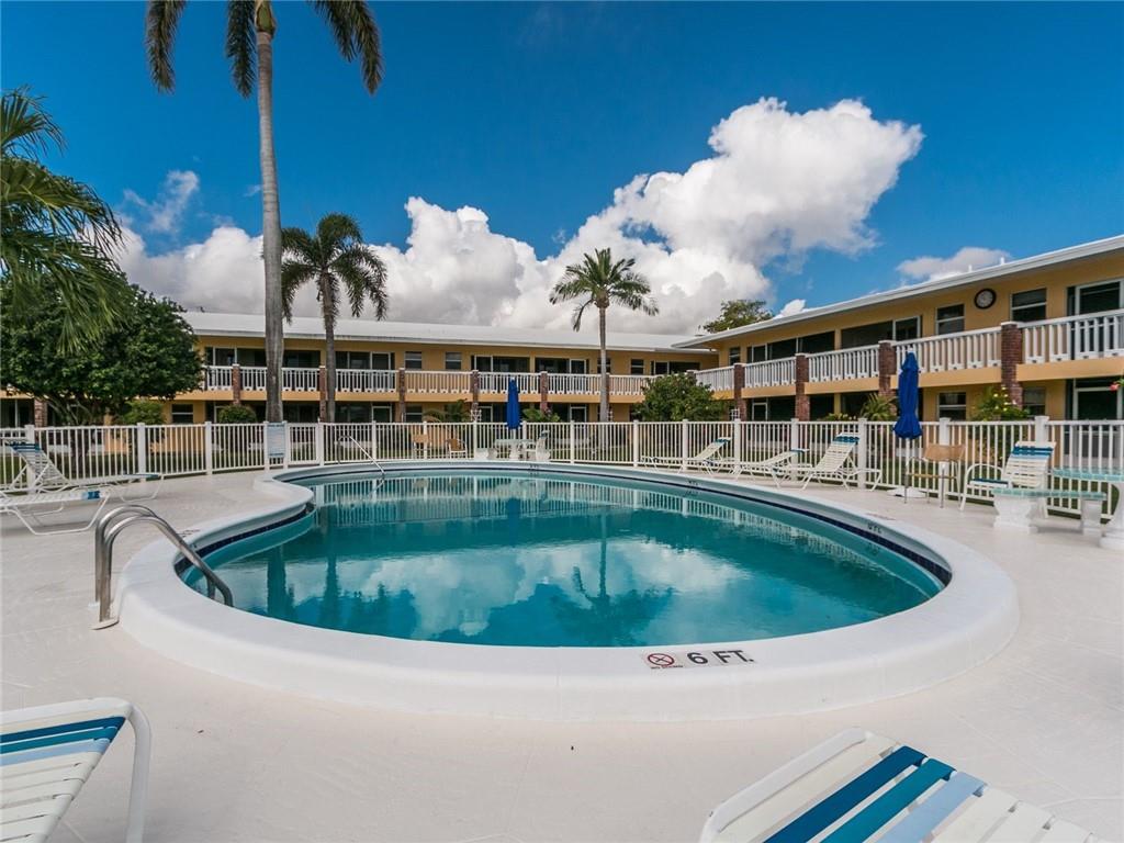 DEAUVILLE TERRACE COOP - Residential