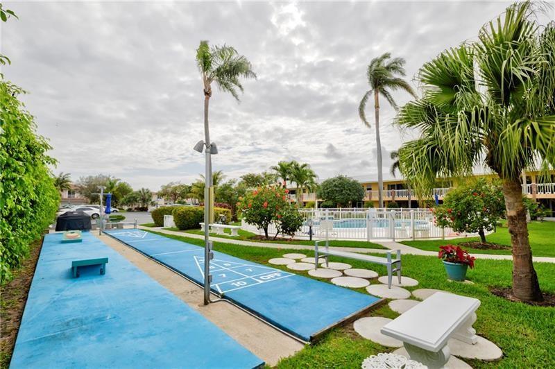 DEAUVILLE TERRACE COOP - Residential