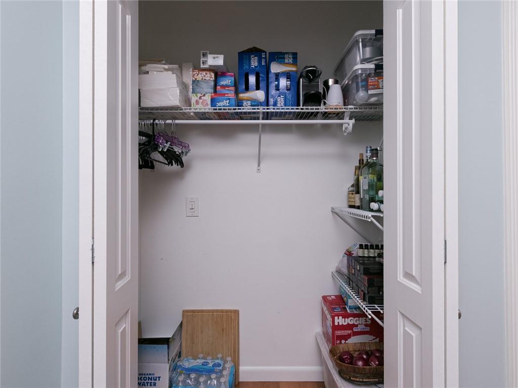 DEAUVILLE TERRACE COOP - Residential