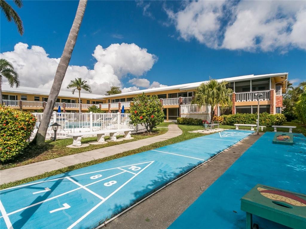 DEAUVILLE TERRACE COOP - Residential