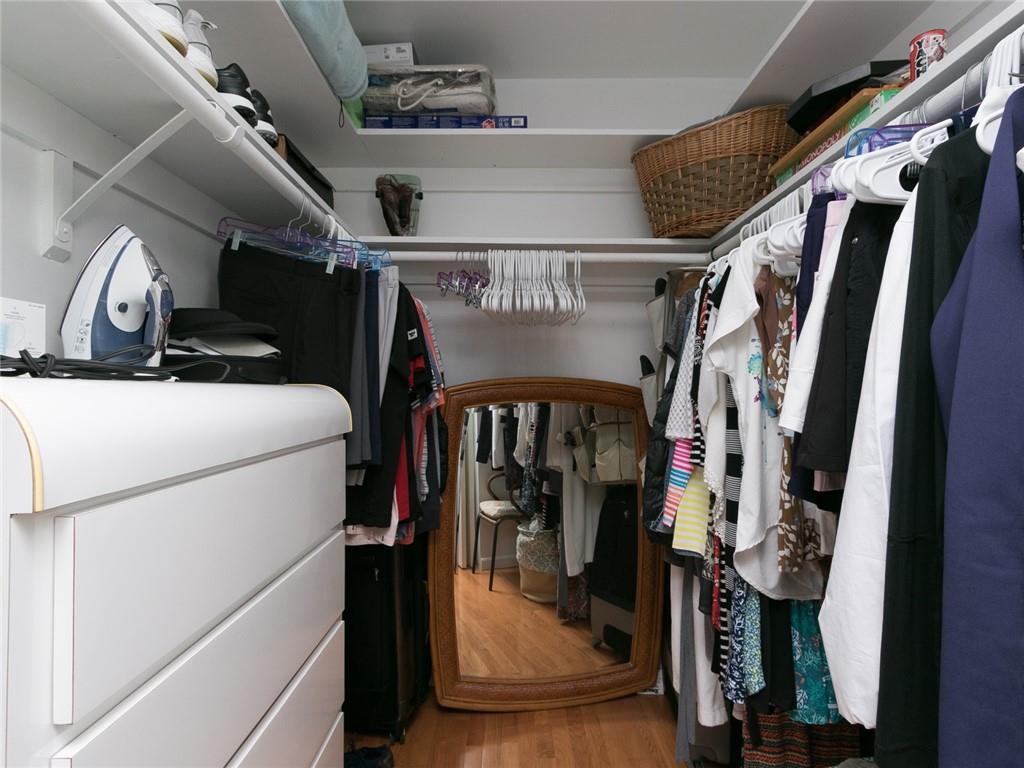 DEAUVILLE TERRACE COOP - Residential