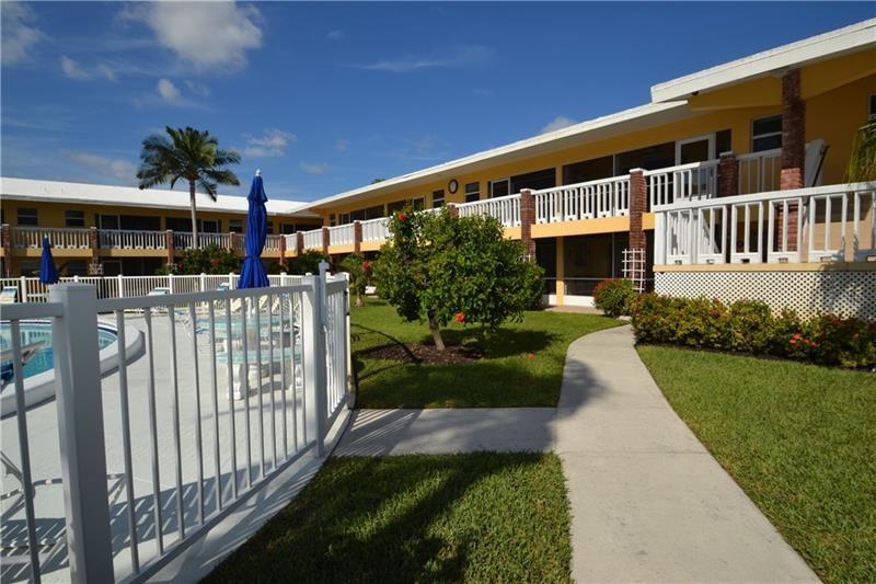 DEAUVILLE TERRACE COOP - Residential