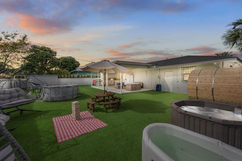 2128 Dock Street West Palm Beach FL 33401