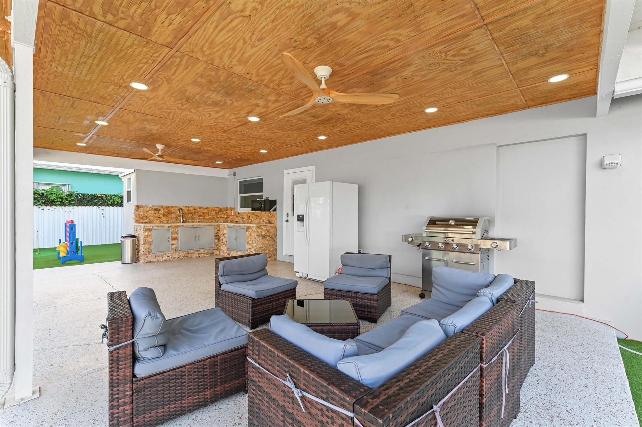 BONNYVIEW - Residential Lease