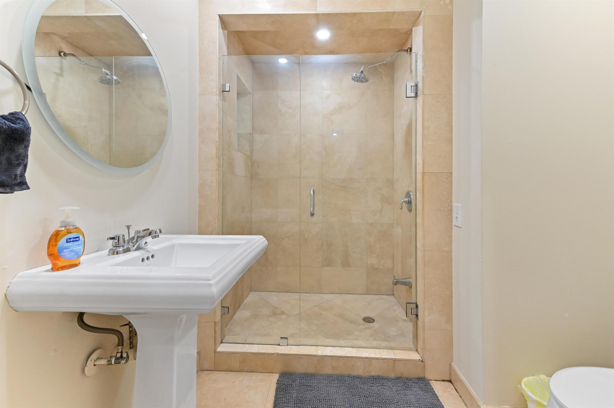 BONNYVIEW - Residential Lease