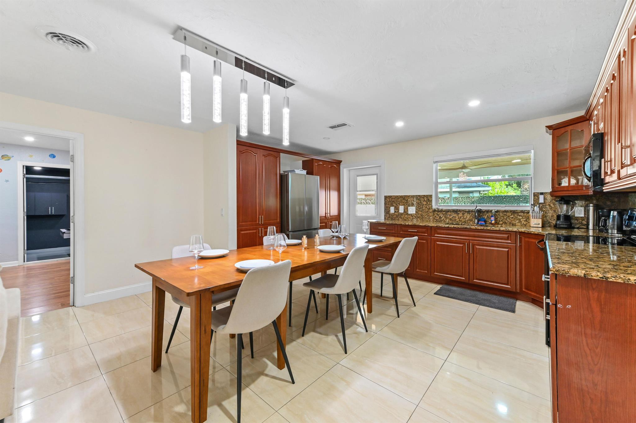 BONNYVIEW - Residential Lease