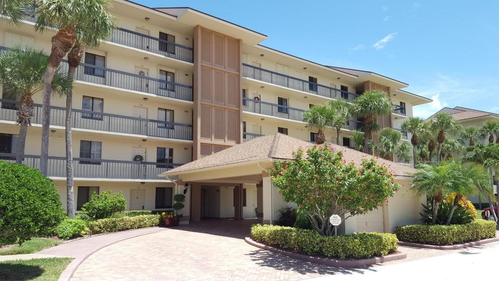 Photo of 2401 Marina Isle Way #206, Jupiter, FL 33477 (MLS # R11089447)