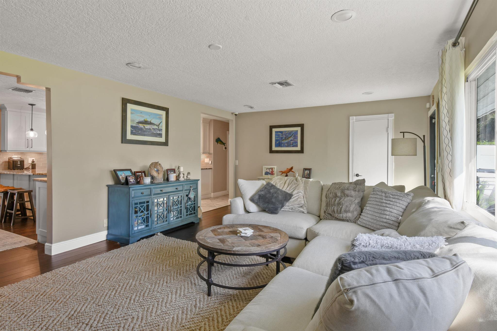 SNUG HARBOR - Residential