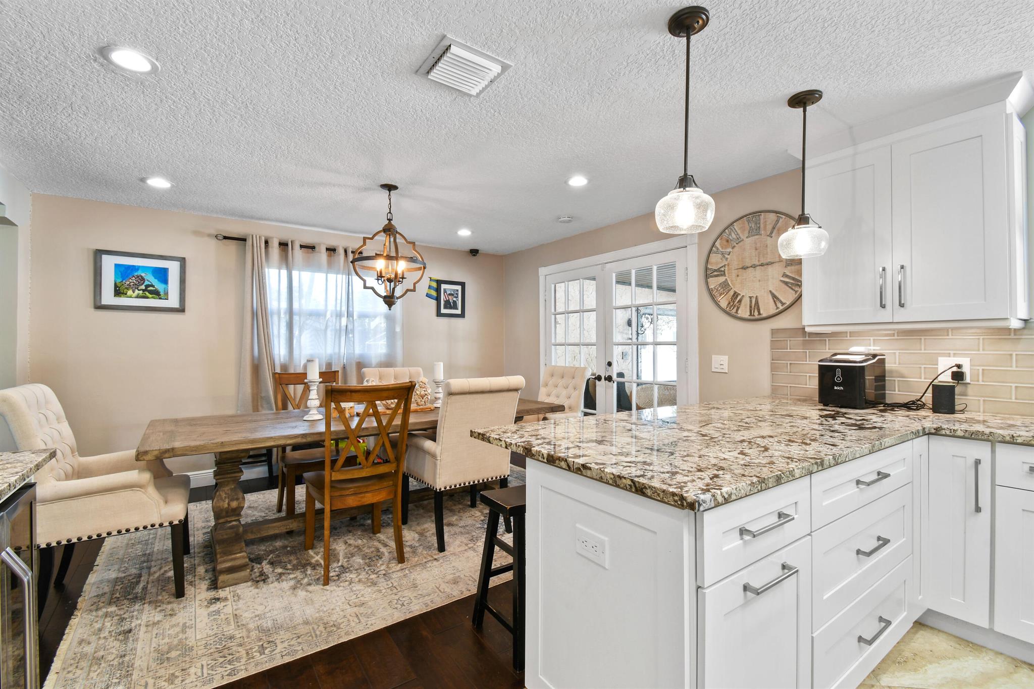 SNUG HARBOR - Residential