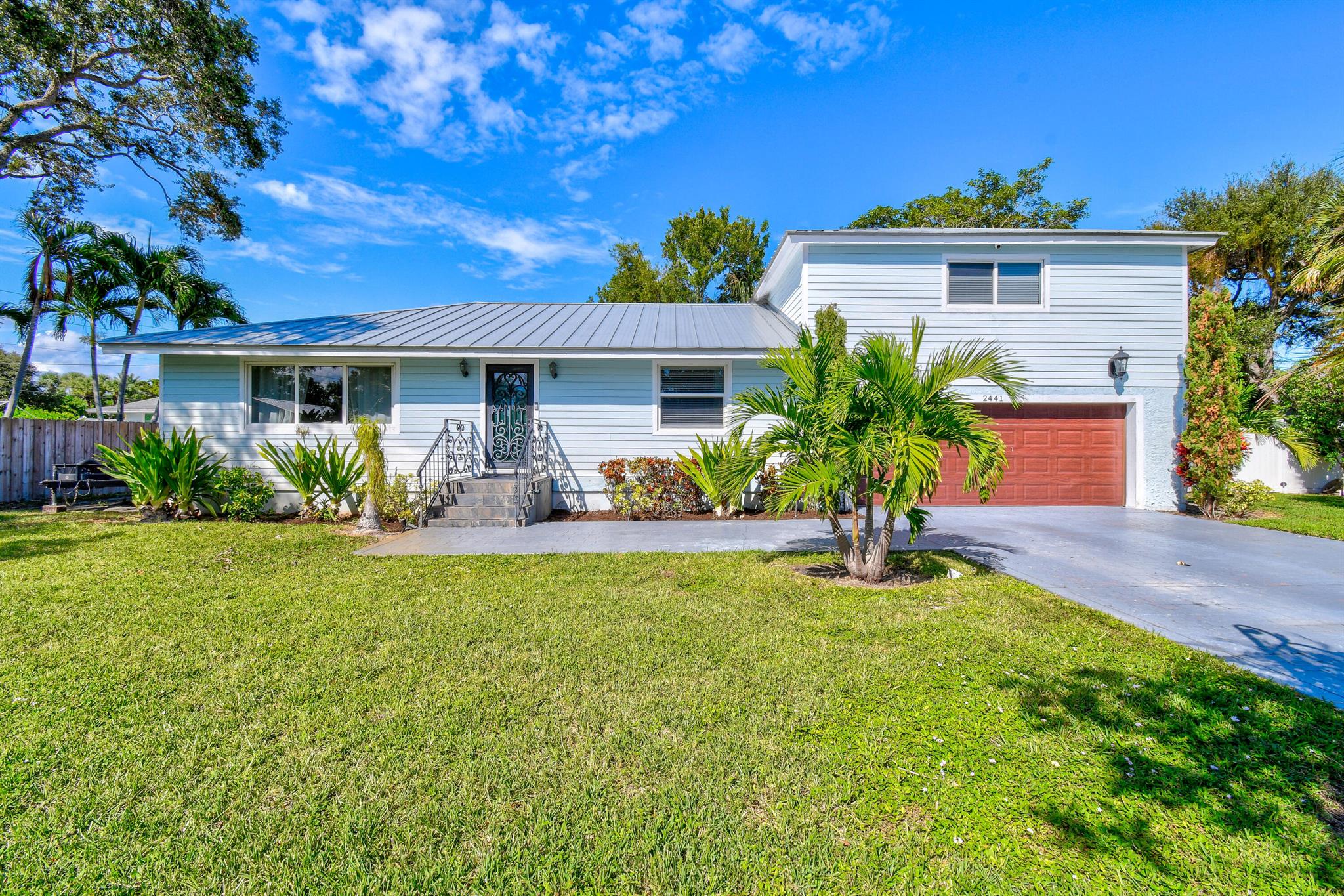 SNUG HARBOR - Residential