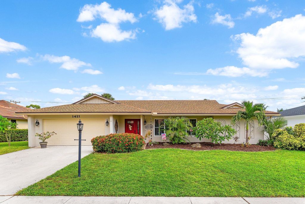 Photo of 1421 SW 16th Street, Boca Raton, FL 33486 (MLS # R11117512)