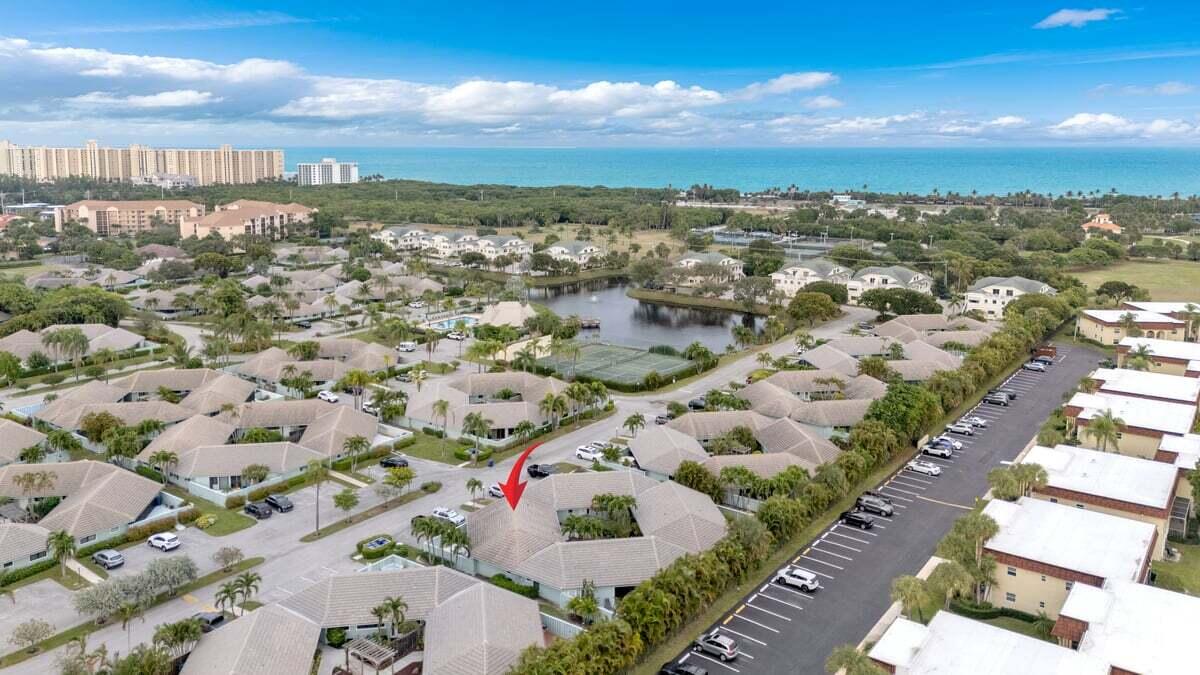 BELLA VISTA - Residential