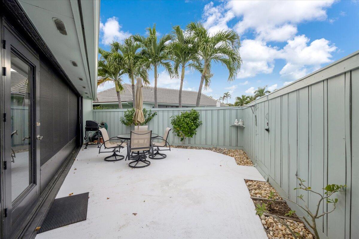 BELLA VISTA - Residential